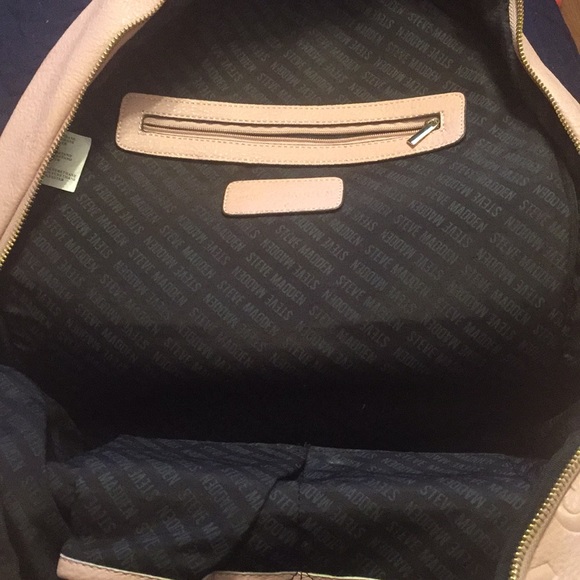 Blush pink Steve Madden backpack 🎒 - Picture 3 of 5